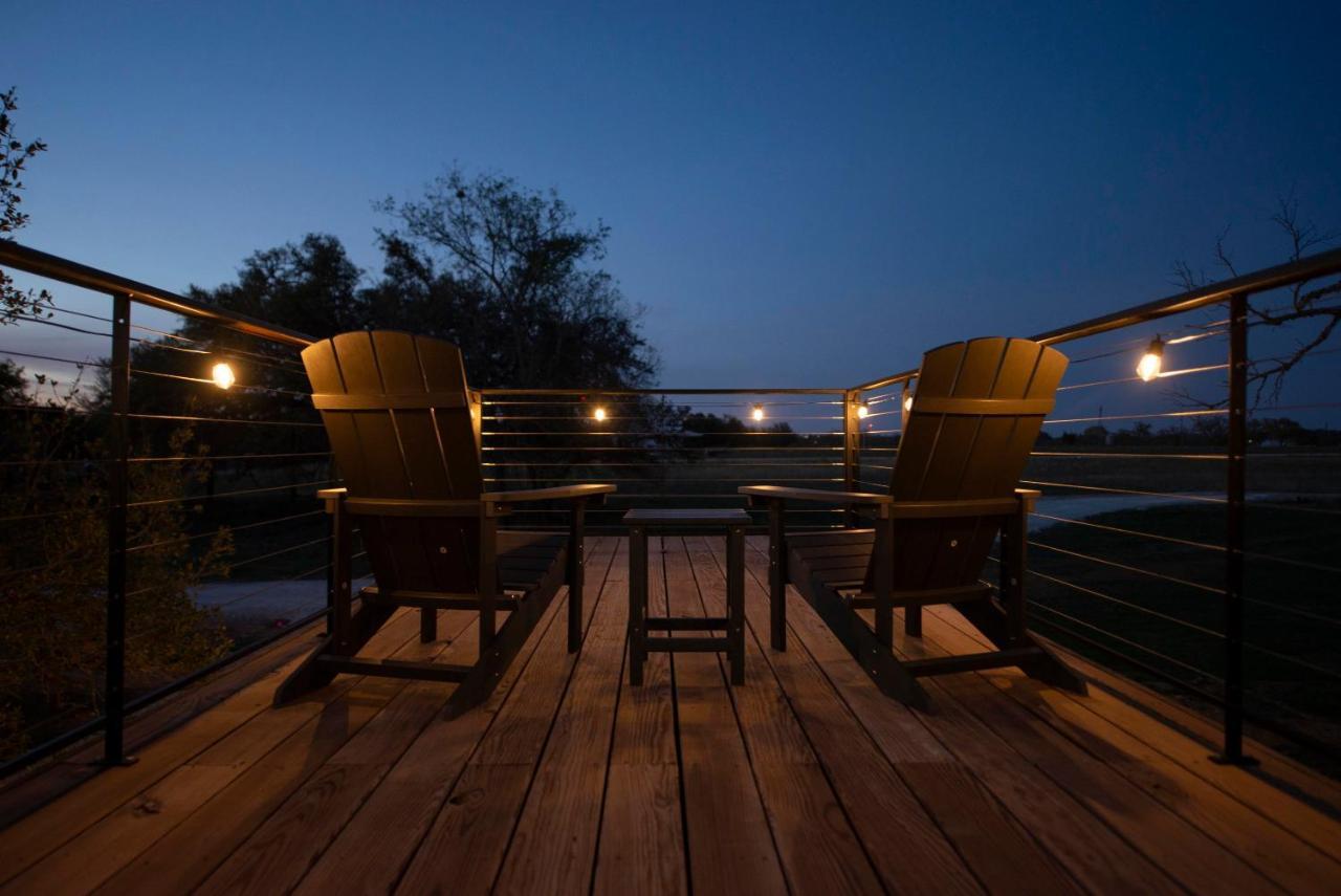 New The Lone Star Shipping Container Villa เฟรเดอริกส์เบิร์ก ภายนอก รูปภาพ